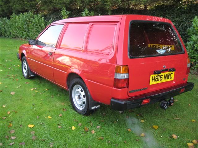 Nissan Sunny Van