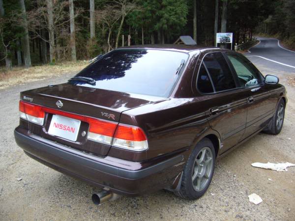 Nissan Sunny Vz-R