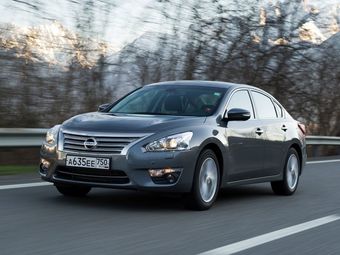 Nissan Teana