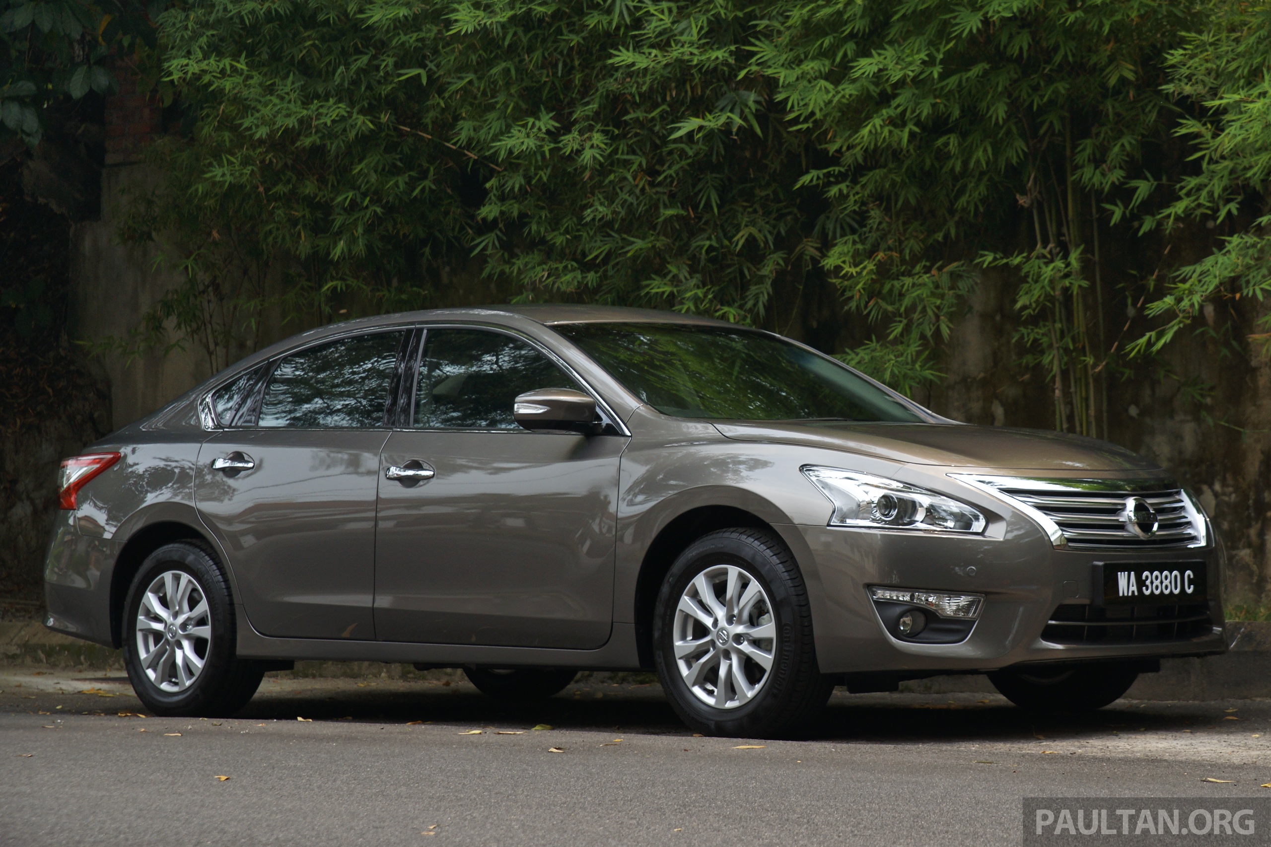 Nissan Teana 2.0