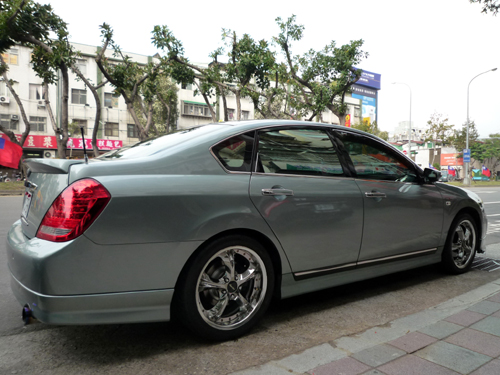 Nissan Teana 2.3