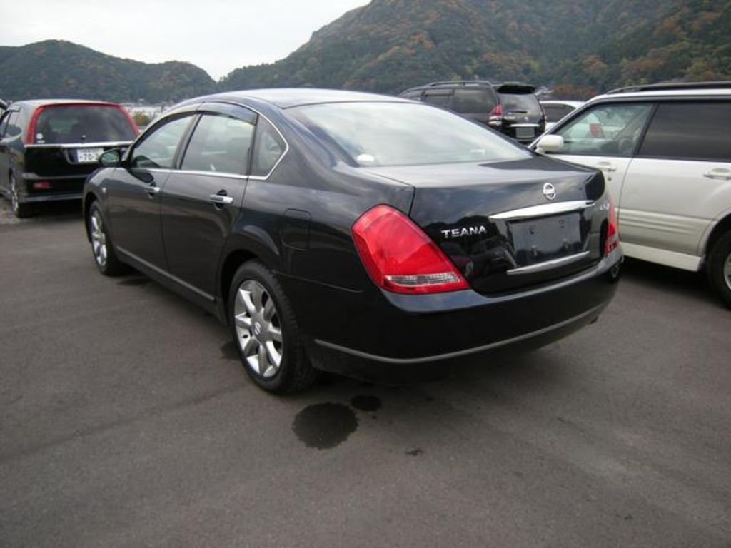 Nissan Teana 2005