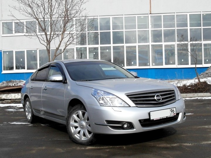 Nissan Teana J32