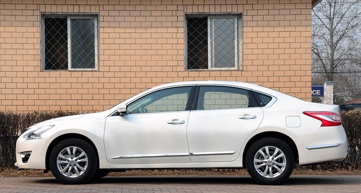 Nissan Teana V6