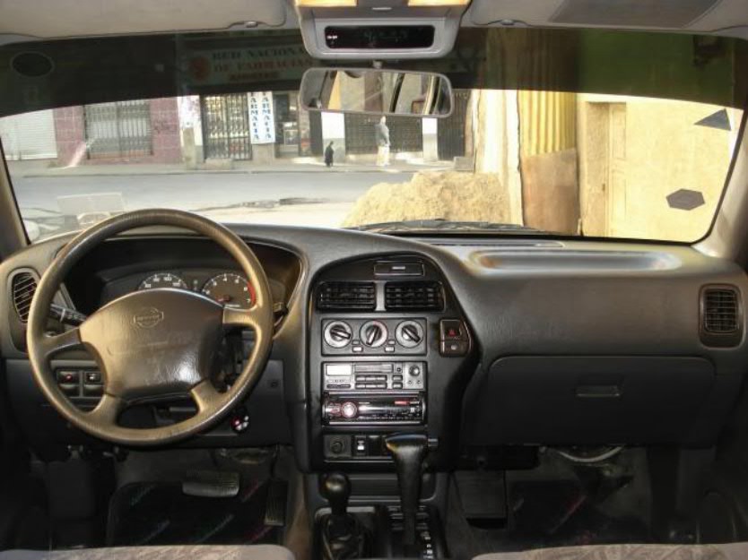 Nissan Terrano 1998