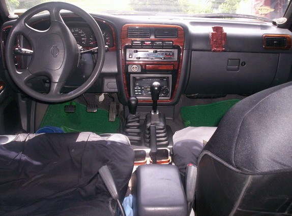 Nissan Terrano 1999