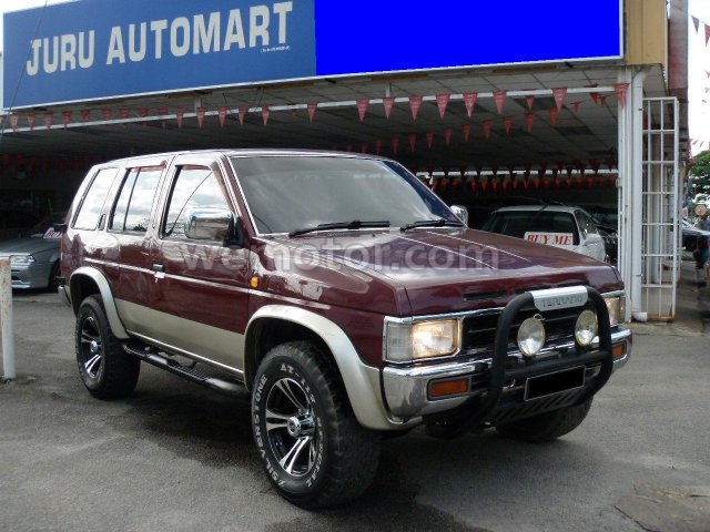 Nissan Terrano 2.4
