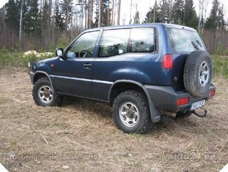 Nissan Terrano 2.4