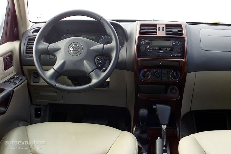 Nissan Terrano 2.4