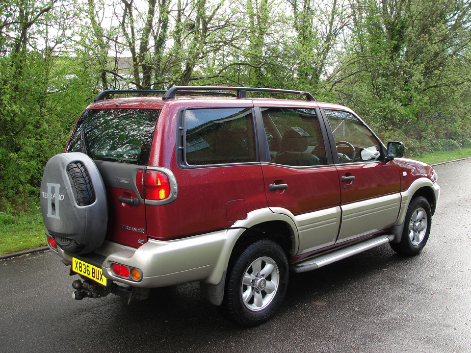 Nissan Terrano 2.7