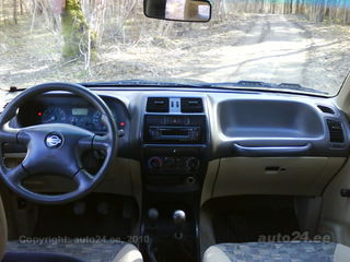 Nissan Terrano 2.7