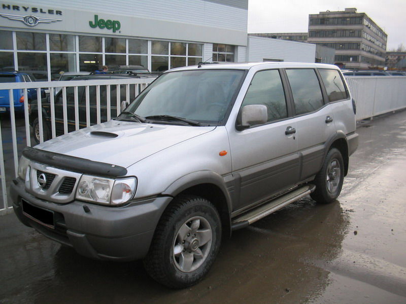 Nissan Terrano 2003