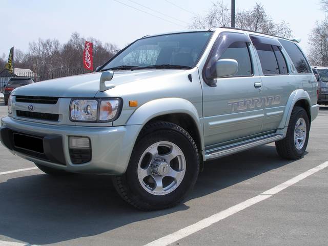 Nissan Terrano Regulus