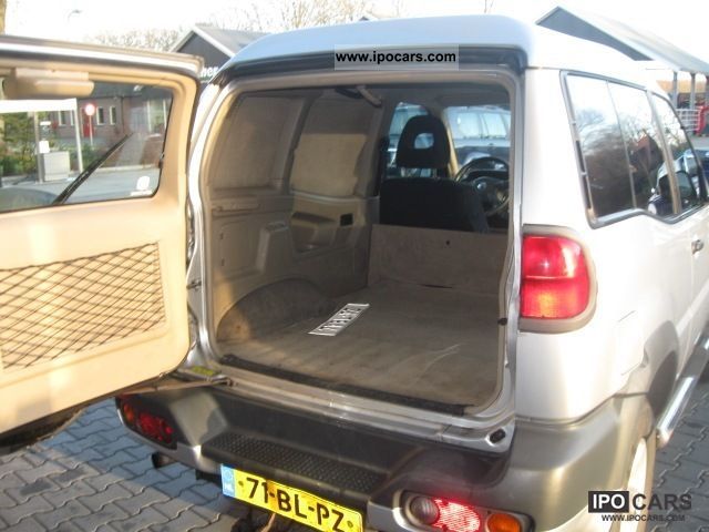 Nissan Terrano Van