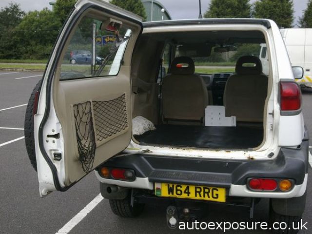 Nissan Terrano Van