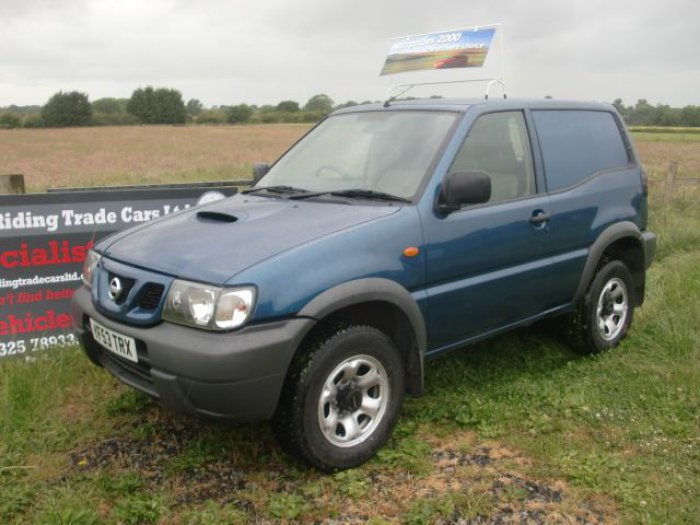 Nissan Terrano Van