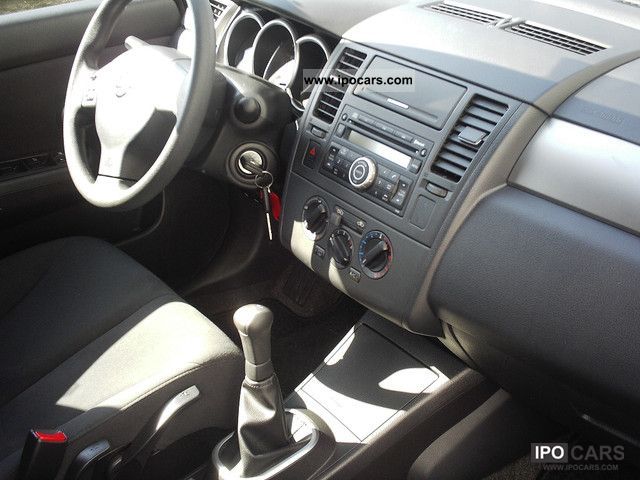 Nissan Tiida 1.6 Visia