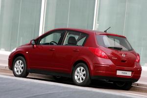 Nissan Tiida 1.8