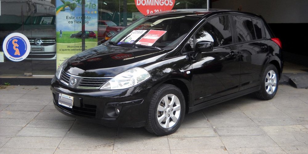 Nissan Tiida 1.8