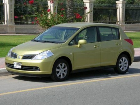 Nissan Tiida 2006