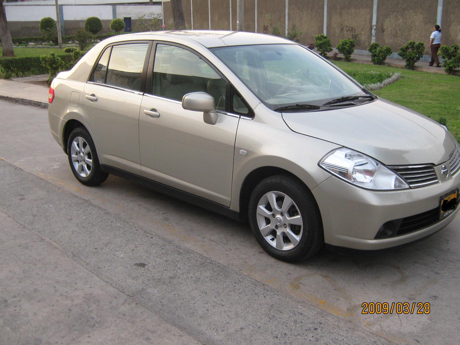 Nissan Tiida 2007