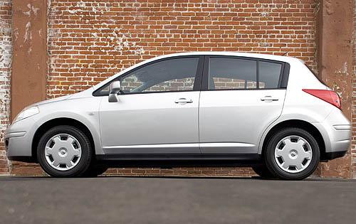 Nissan Tiida 2008 Hatchback