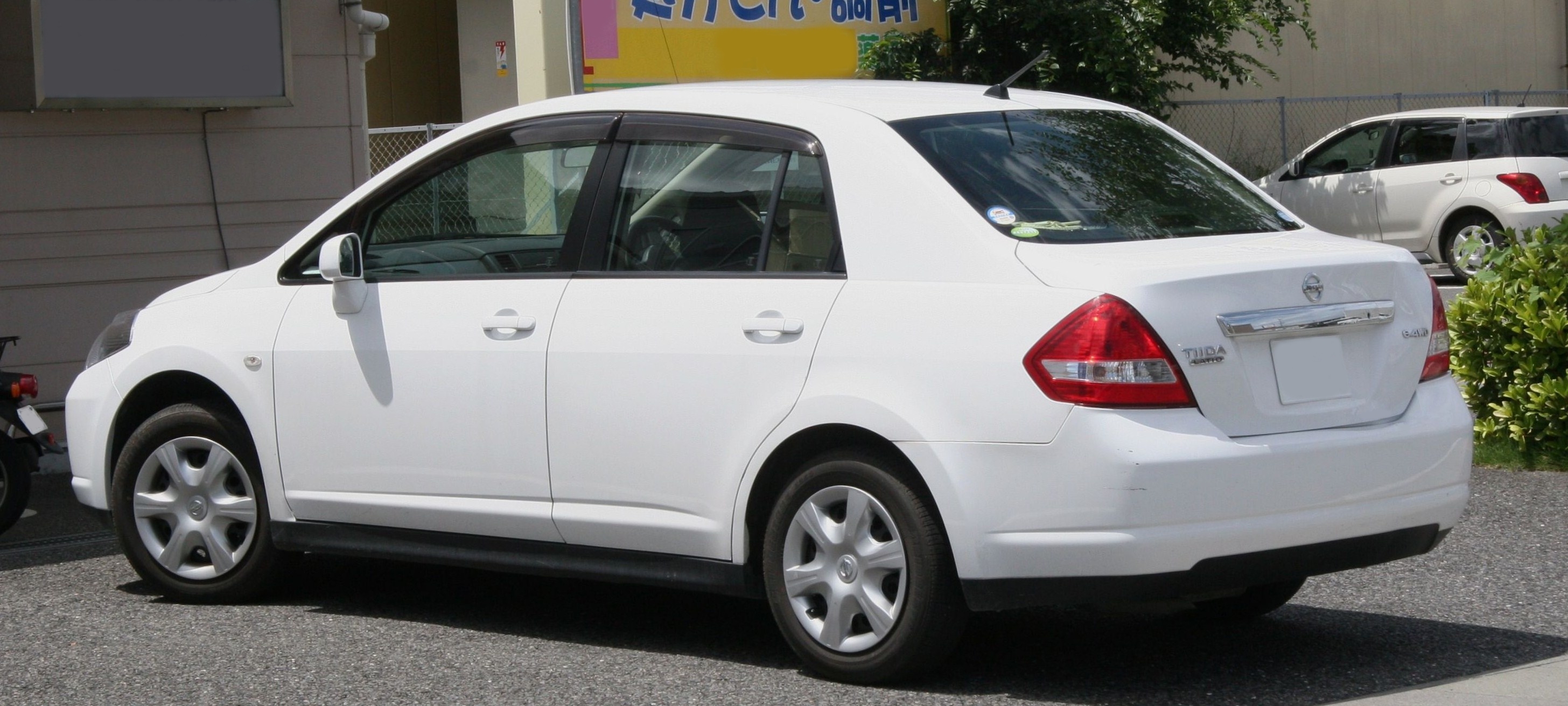 Nissan Tiida 2008