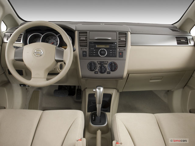 Nissan Tiida 2008