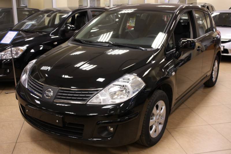 Nissan Tiida 2010