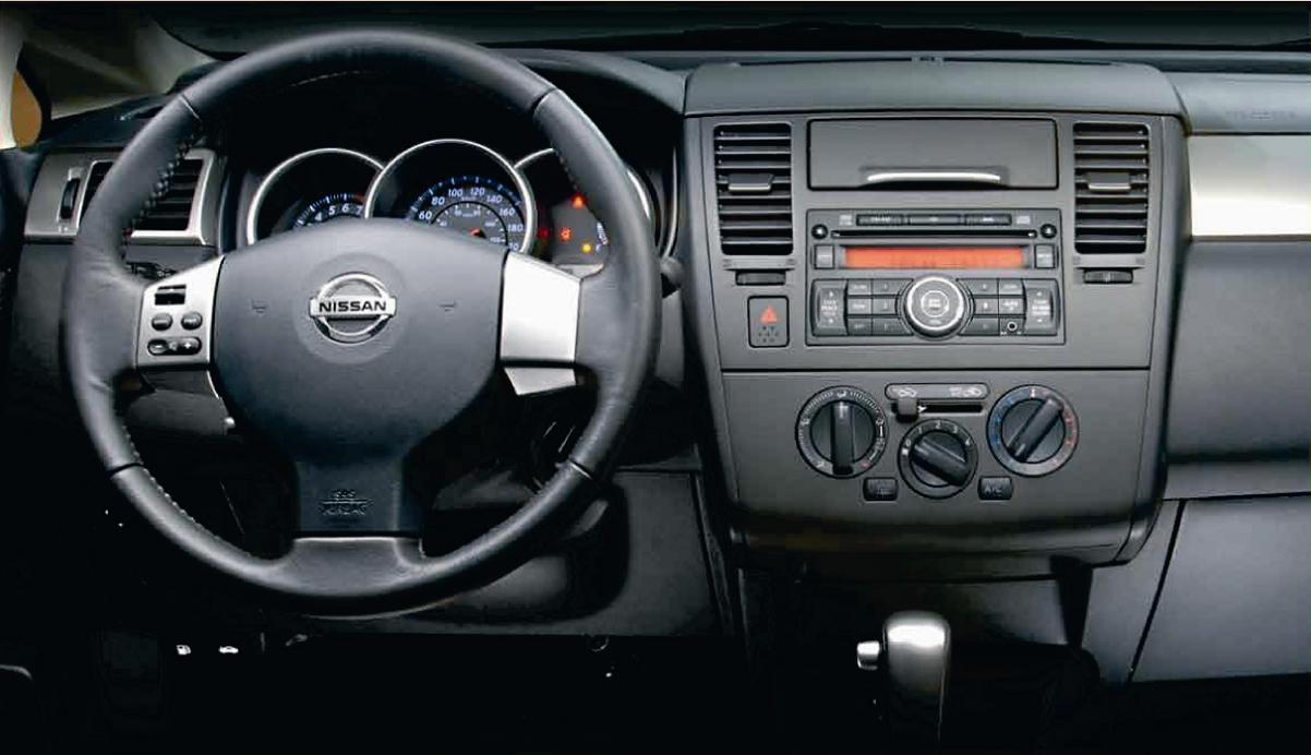 Nissan Tiida 2010