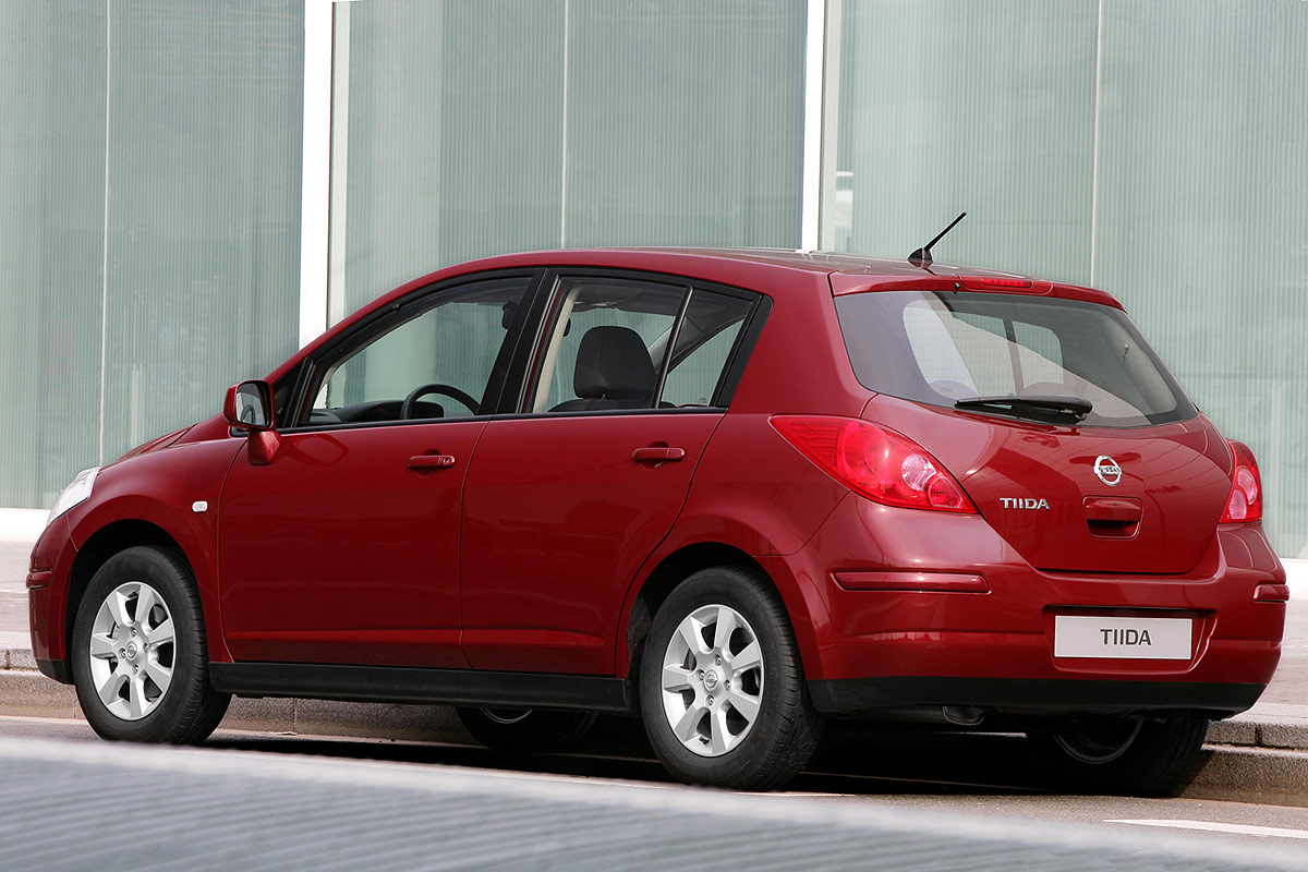 Nissan Tiida 2011