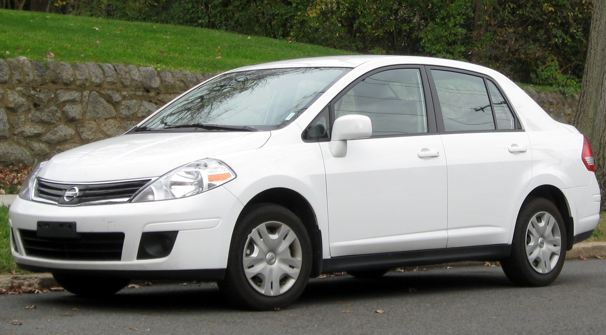 Nissan Tiida 2011