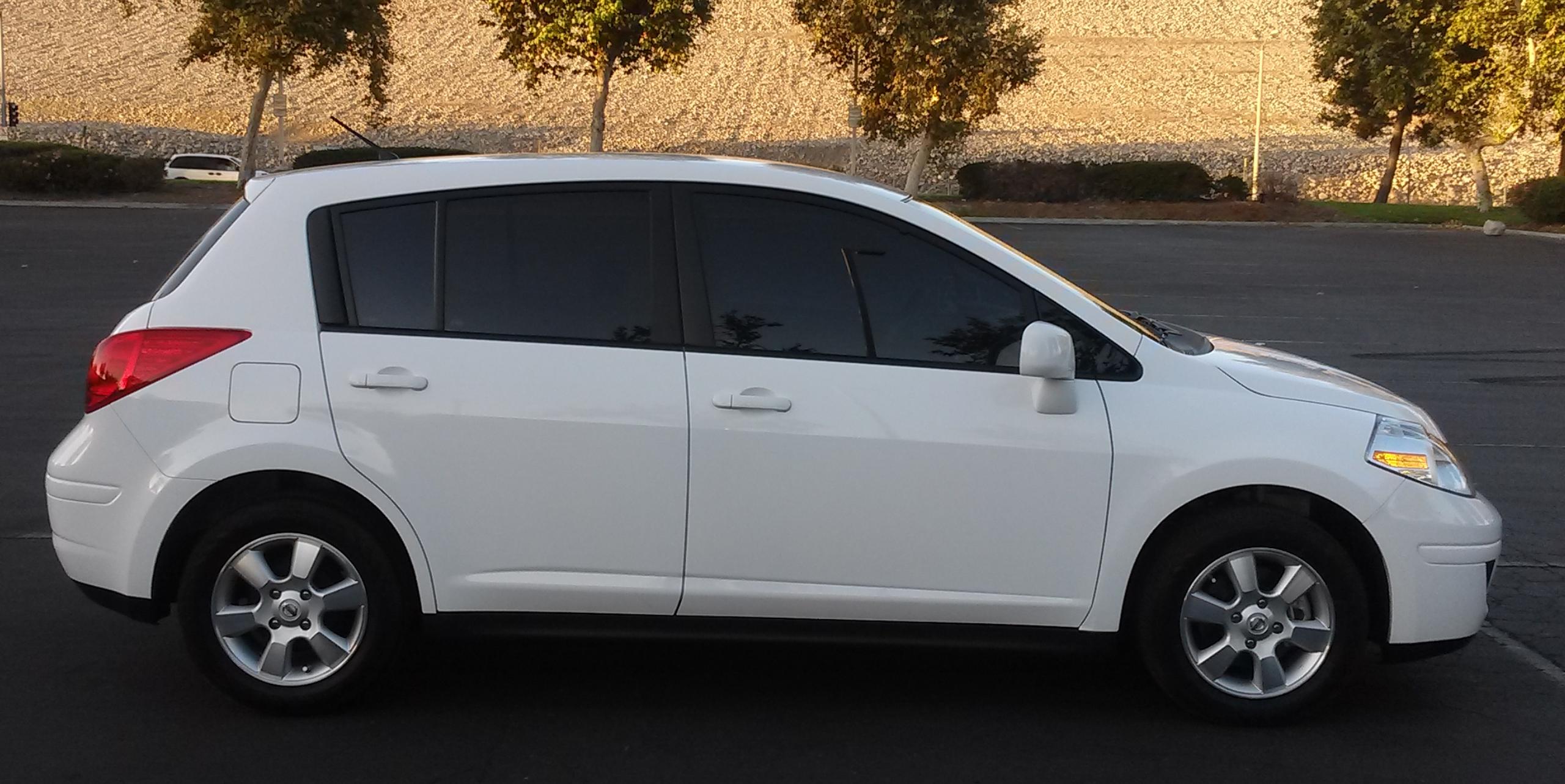 Nissan Tiida 2012 Hatchback