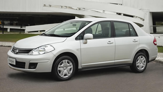 Nissan Tiida 2012 Sedan