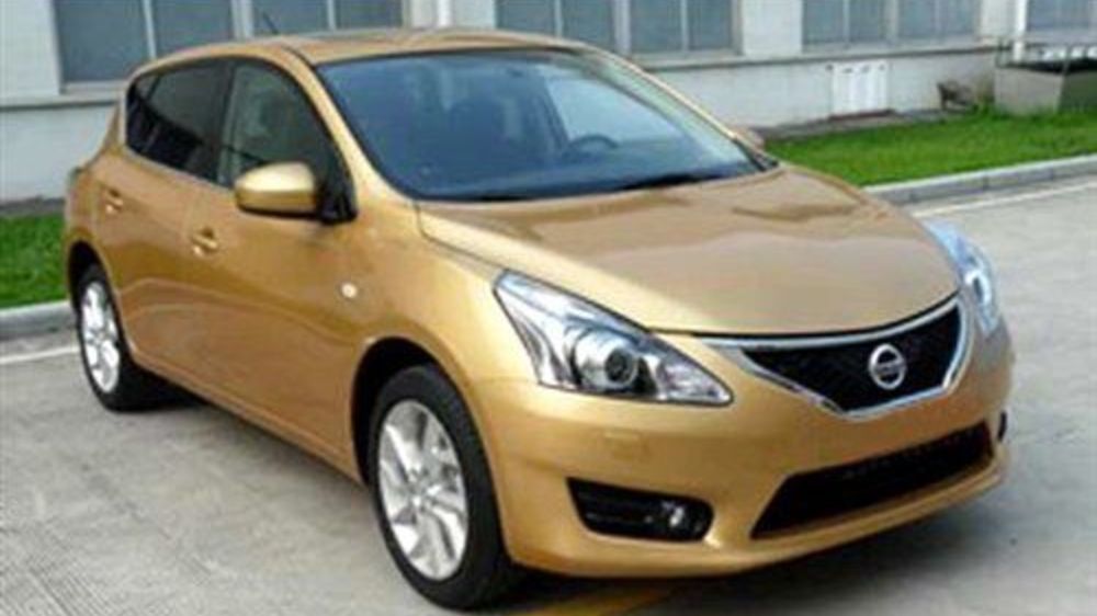 Nissan Tiida 2012