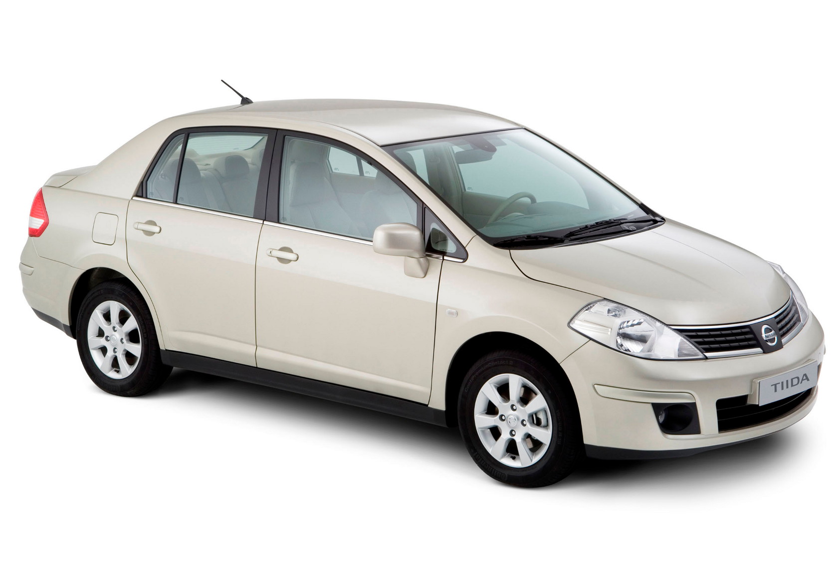 Nissan Tiida 2013