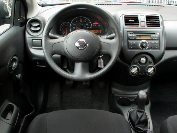Nissan Tiida 2014 Sedan