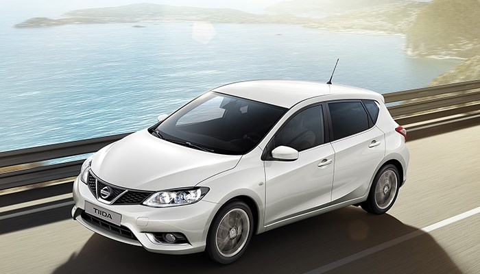 Nissan Tiida 2015