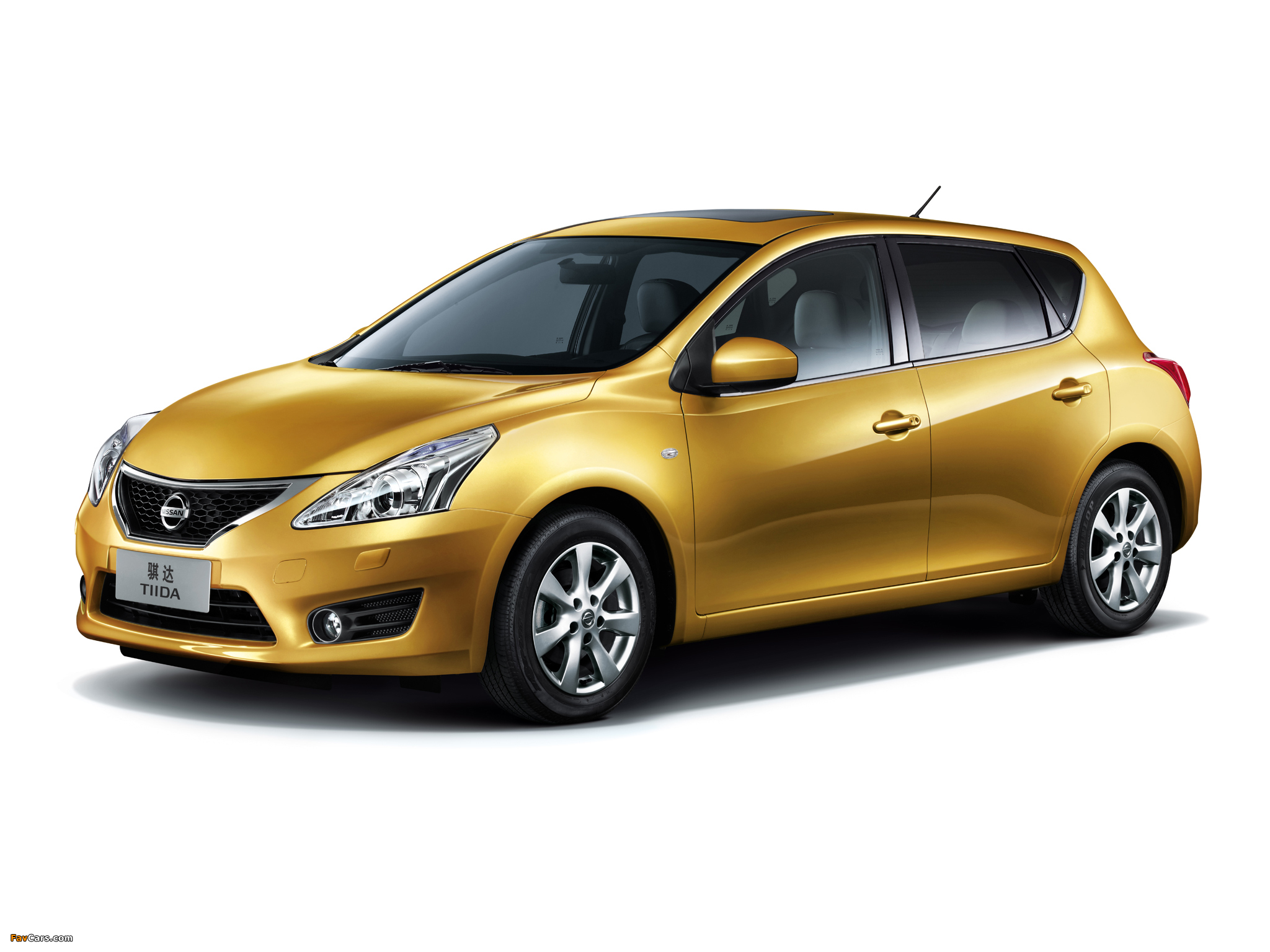 Nissan Tiida C12