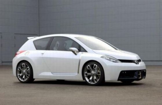 Nissan Tiida Customized