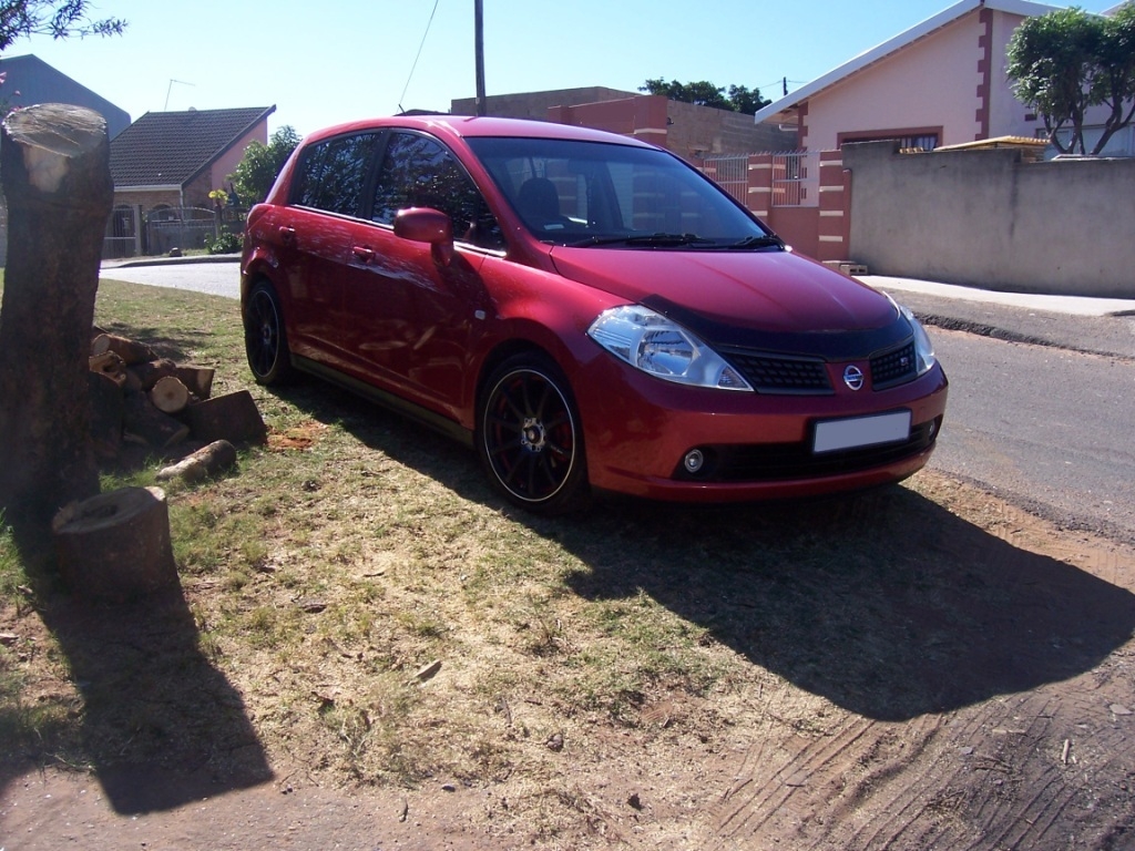 Nissan Tiida Customized
