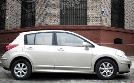 Nissan Tiida Hatchback 2010