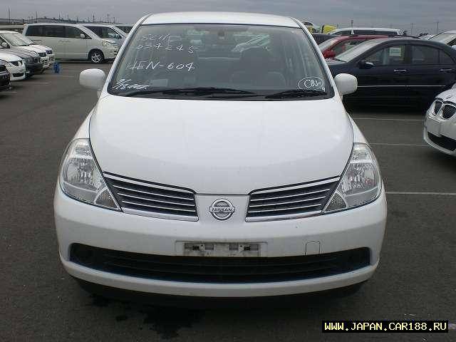 Nissan Tiida Latio 2005