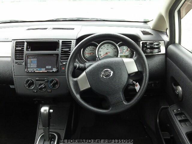 Nissan Tiida Latio 2009