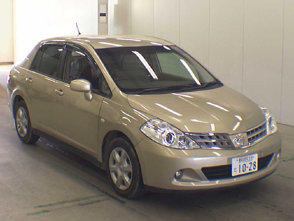 Nissan Tiida Latio 2009
