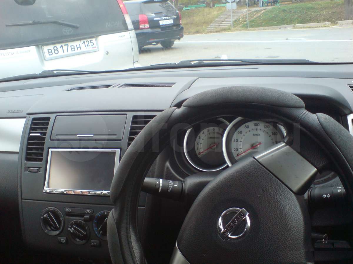 Nissan Tiida Latio 2009