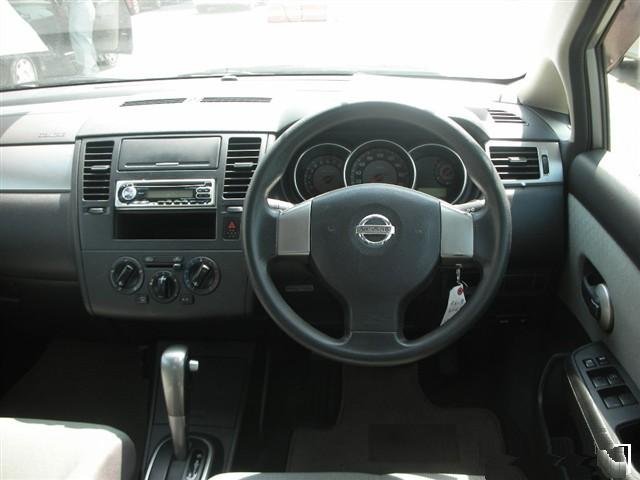 Nissan Tiida Latio