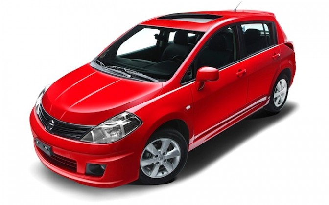 Nissan Tiida Se