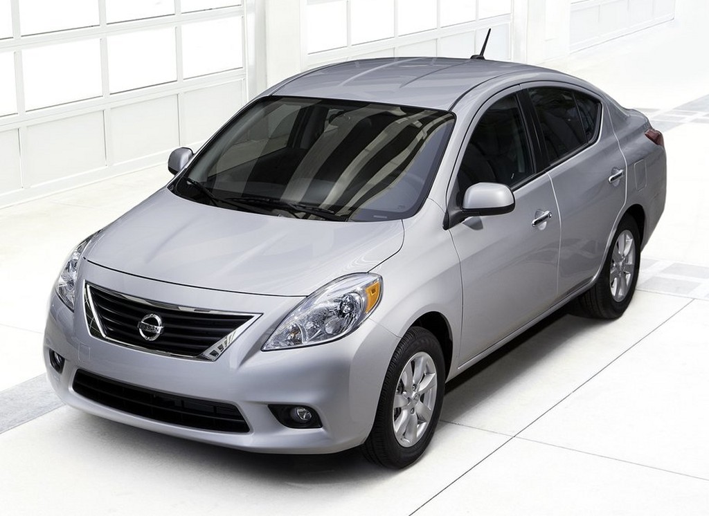 Nissan Tiida Sedan 2014