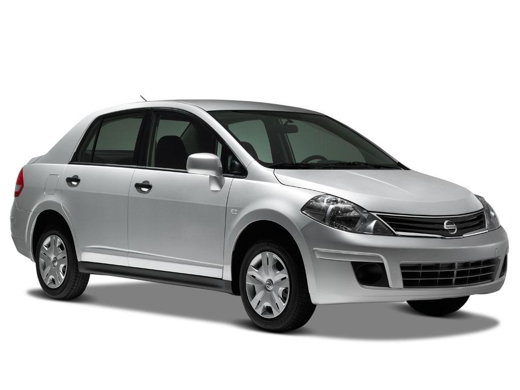 Nissan Tiida Sedan 2014